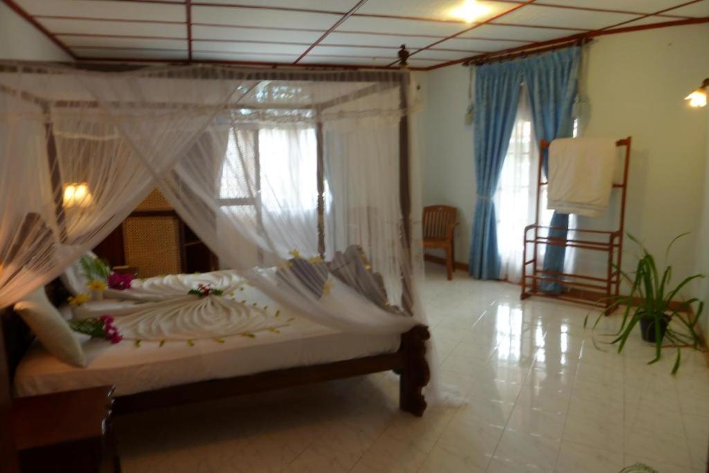 Bougain Villa Bentota Exteriör bild
