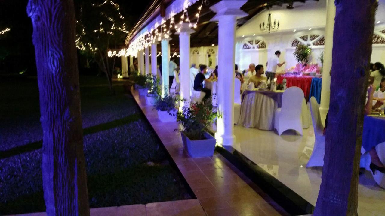 Bougain Villa Bentota Exteriör bild